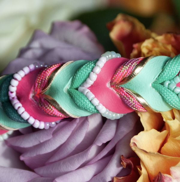 Gevlochten biothane halsband met kralen - Image 2