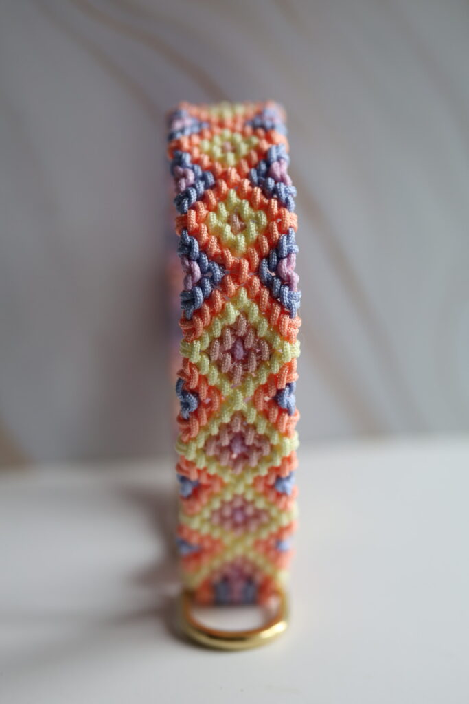 Gevlochten paracord x biothane halsband pastel kleuren